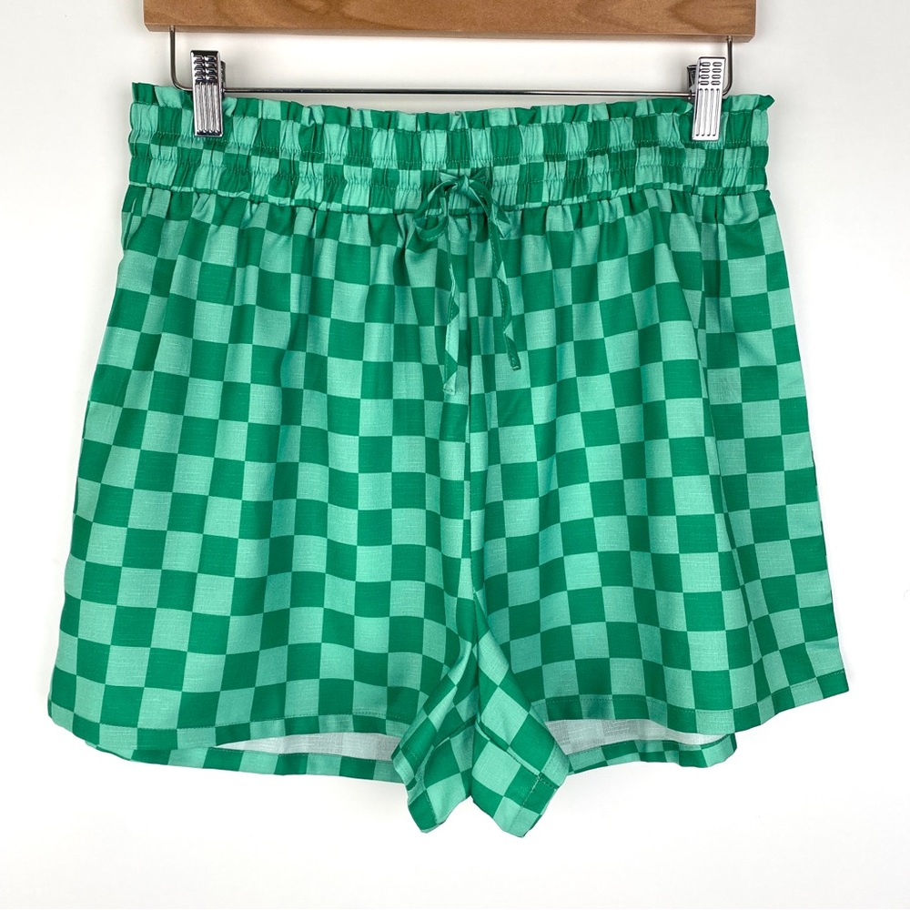 ASOS Green Checkerboard Drawstring Shorts - Picture 2 of 8
